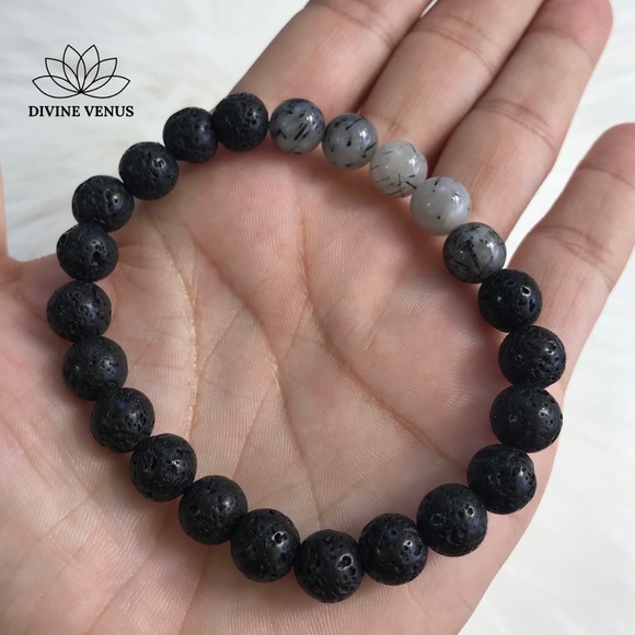 Tourmalinated Quartz x Lava Beads Stretch Bracelet - Picture 5 of 7